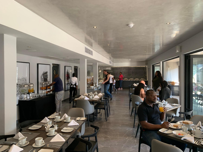 Food & Drinks 5, Trendy Melrose Apartment, City of Johannesburg