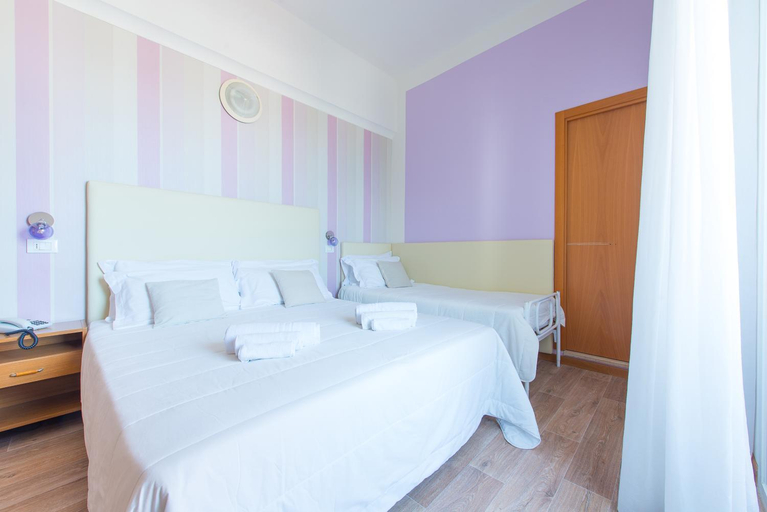 Bedroom 3, Hotel Galassia, Rimini