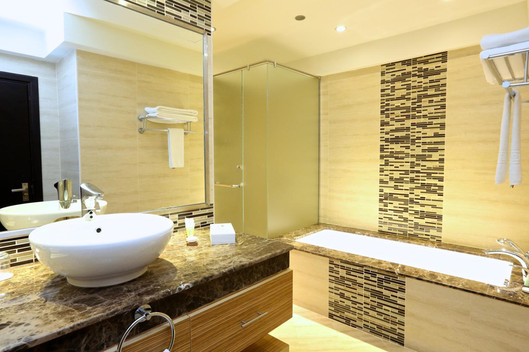 Bathroom 4, Nehal Hotel, Abu Dhabi City