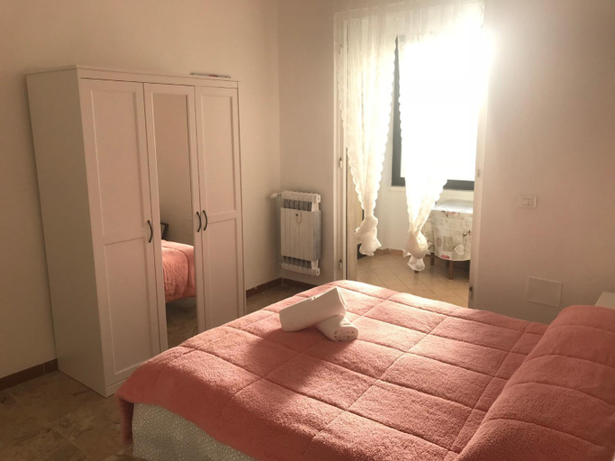 Others 3, Home Sweet Home B&B, Pisa