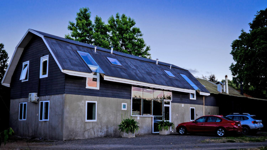 Exterior & Views, Family Orchard Bed & Breakfast, Malleco