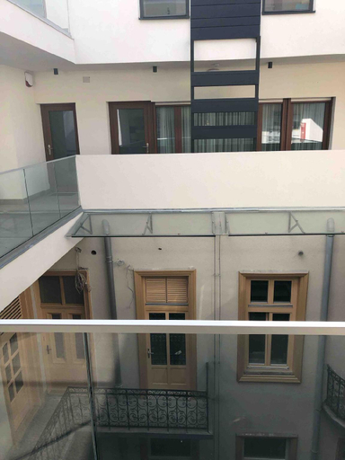 Others 5, Luxury Cozy 2 BDR Downtown Apt.3, Budapesti