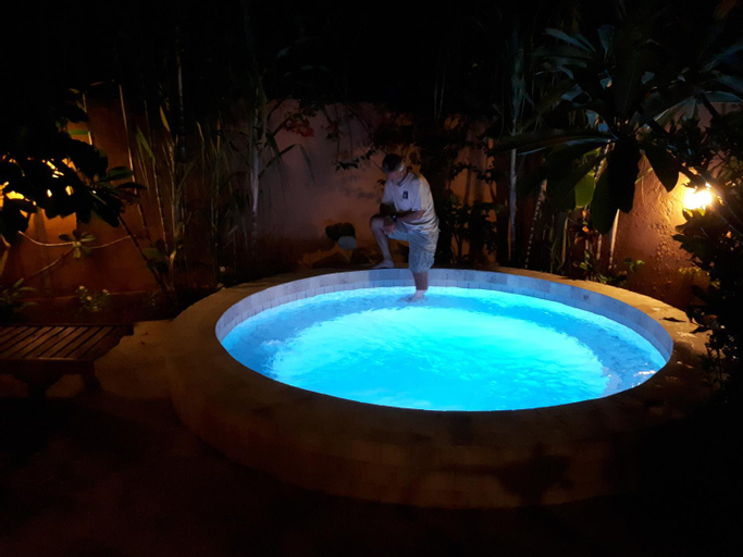 Swimming Pool 5
