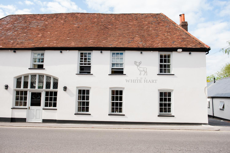 Others 5, The White Hart, Overton, Hampshire
