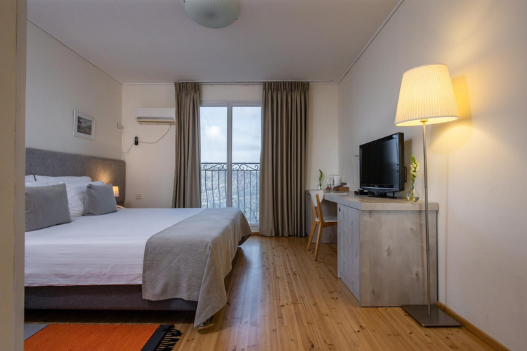 Bedroom 2, Logos hotel in Yad Hashmona