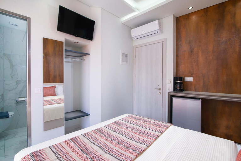 Bedroom 4, Molos Hotel, East Macedonia and Thrace