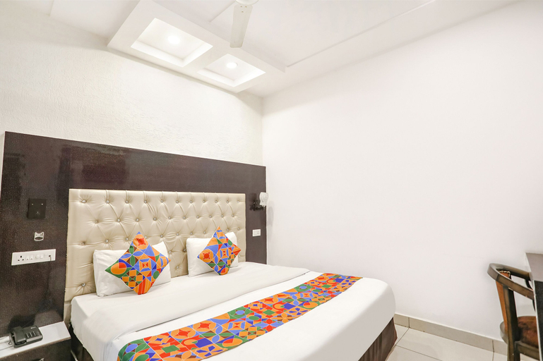 Bedroom 1, Fabhotel Madhuban Inn, Garhwal