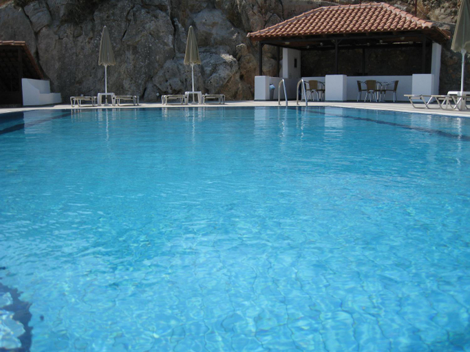 Others 3, Villa Angela, Crete