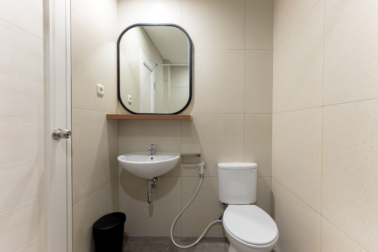Sans Hotel Kelapa Gading Jakarta - Tap to explore photos