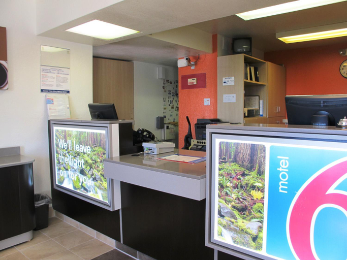 Public Area 3, Motel 6 Ontario, Or, Malheur