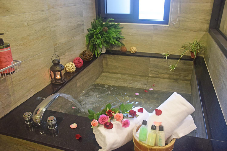 Bathroom 3, Jiaosi Twenty-one Hotspring Inn, Yilan