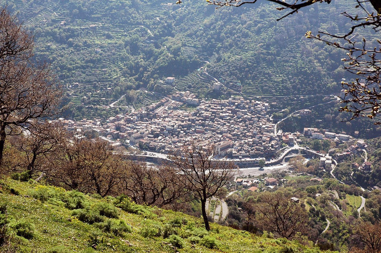 Others 5, Il Covo dei Re, Messina