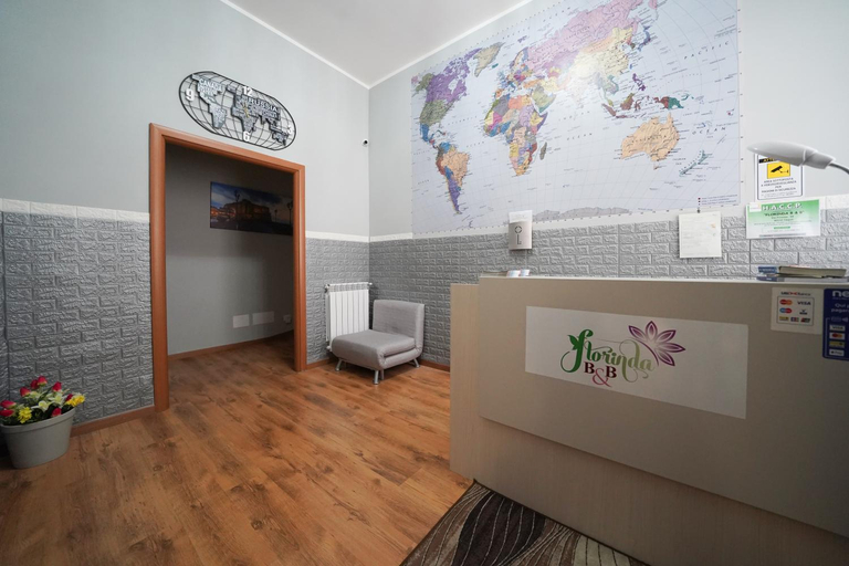Others 4, Florinda B&B, Napoli