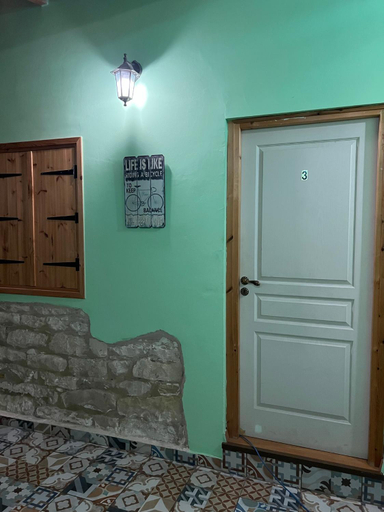 Others 4, Zouglas App Guesthouse