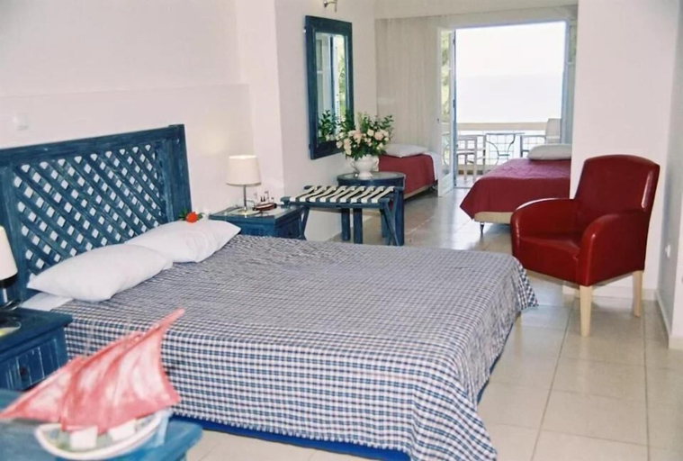 Bedroom 3, Alonissos Beach Bungalows & Suites Hotel, Thessaly