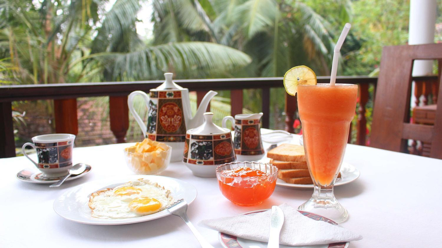 Food & Drinks 4, La Villa, Habaraduwa