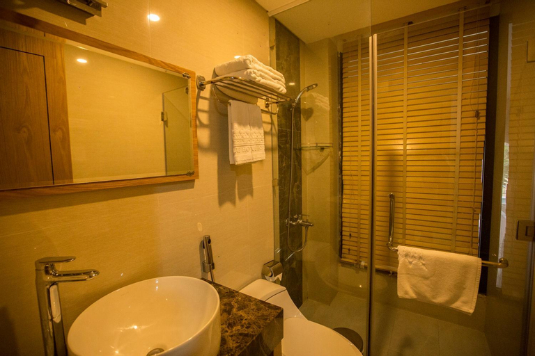 Bathroom 4