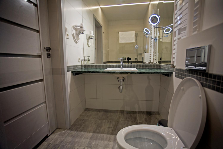 Others 2, Motelik Grosar Gorlice, Gorlice