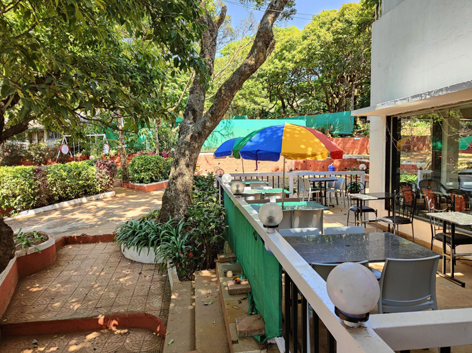 Food & Drinks 5, Rain Raga Resort, Satara