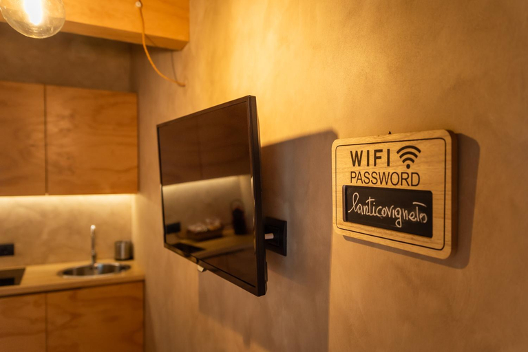 Bathroom 3, L'Antico Vigneto, Roma