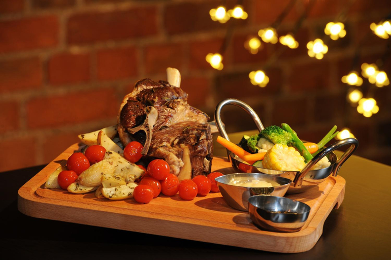 Food & Drinks 2, Cobb & Co Court Boutique Hotel, Mid-Western Regional - Pt A