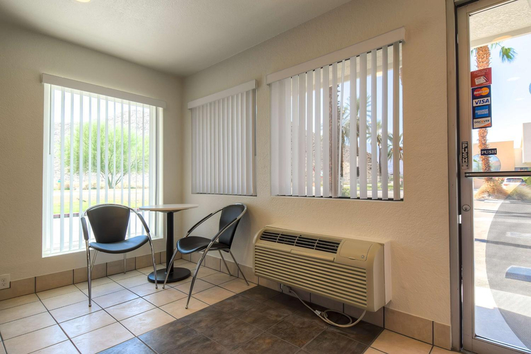 Public Area 2, Motel 6 Rancho Mirage, CA - Palm Springs, Riverside