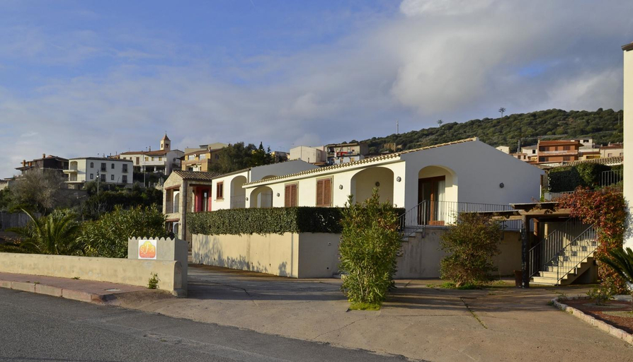 Exterior & Views 1, GF Apartments La Vigna, Olbia-Tempio