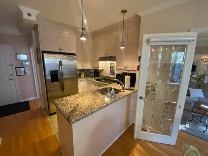 Dining Room 10