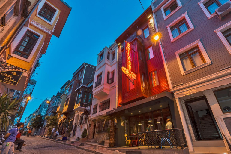 Others 5, Taksim Nis Hotel, Beyoğlu