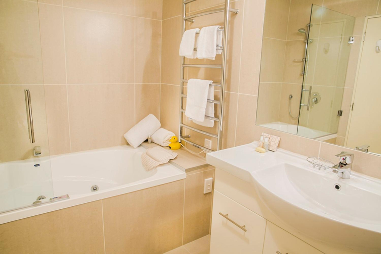 Bathroom 5, The Glebe, Queenstown-Lakes