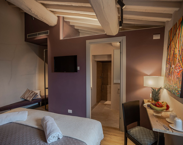 Bedroom 3, Borgo Elissa, Florence
