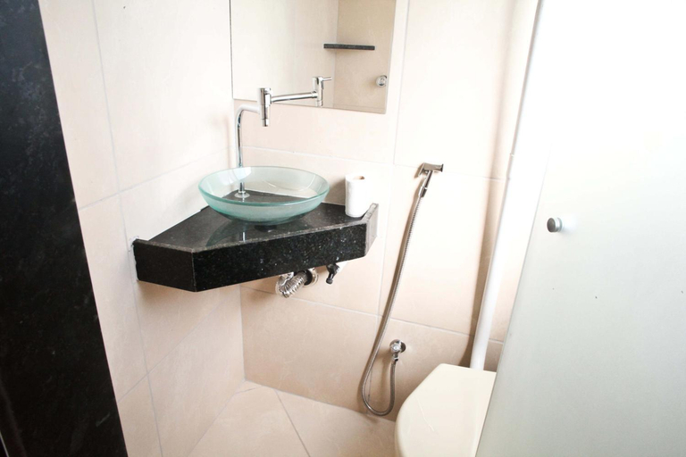 Bathroom 2, Hotel Positano, Brasília
