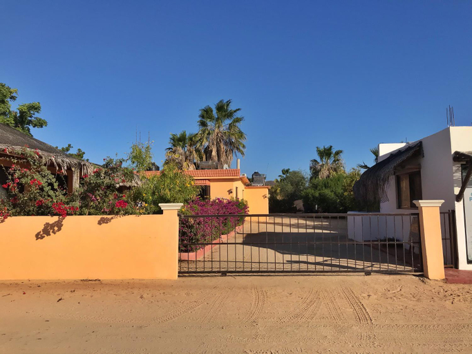 Entrance 5, Bungalows Cabo Pulmo, La Paz