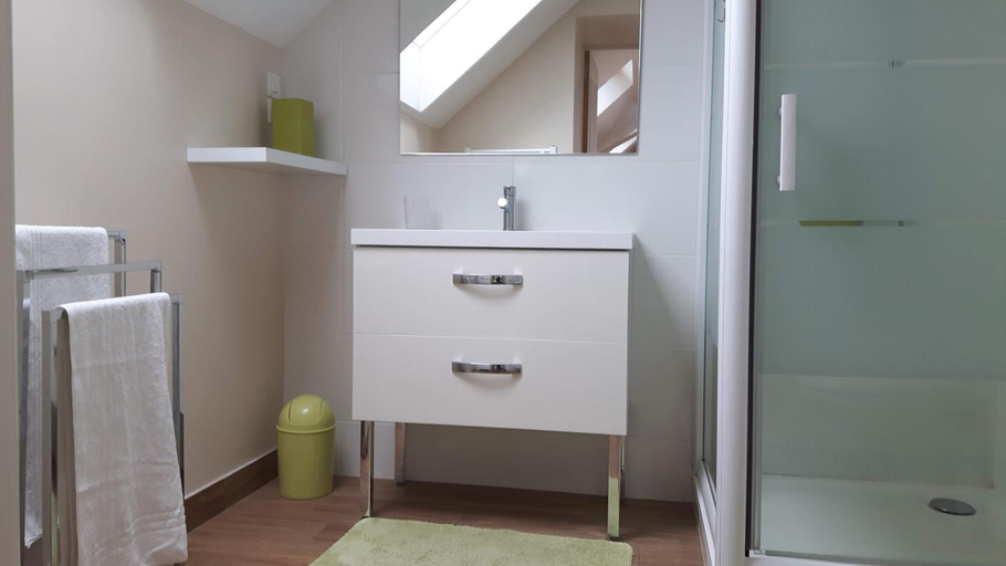 Bathroom, la longere angevine, Maine-et-Loire
