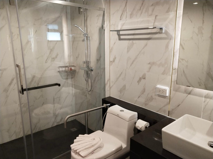 Bathroom 2, Hotel De Sripoom, Muang Chiang Mai