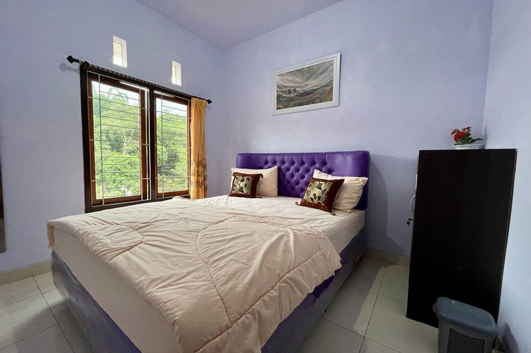 Bedroom 13