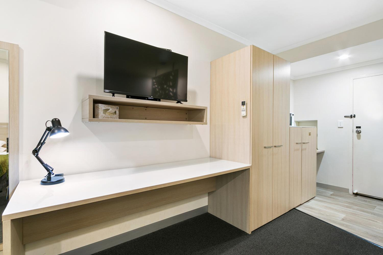 Others 4, The Aspen & Apartments, Wellington - Sale