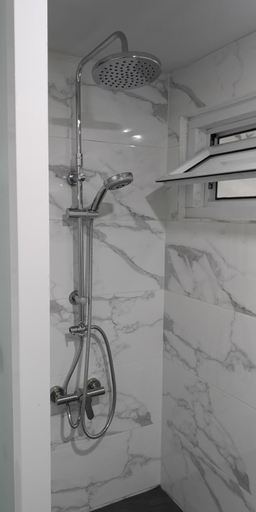Bathroom 2, Villa Germania, Pattaya