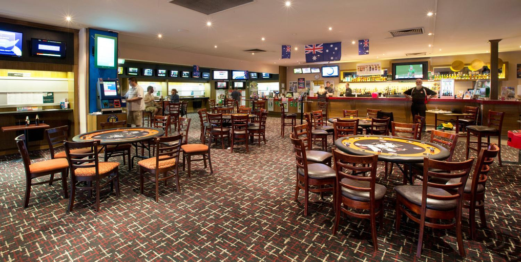 Food & Drinks 5, Nightcap at Sylvania Hotel , Hume - Broadmeadows