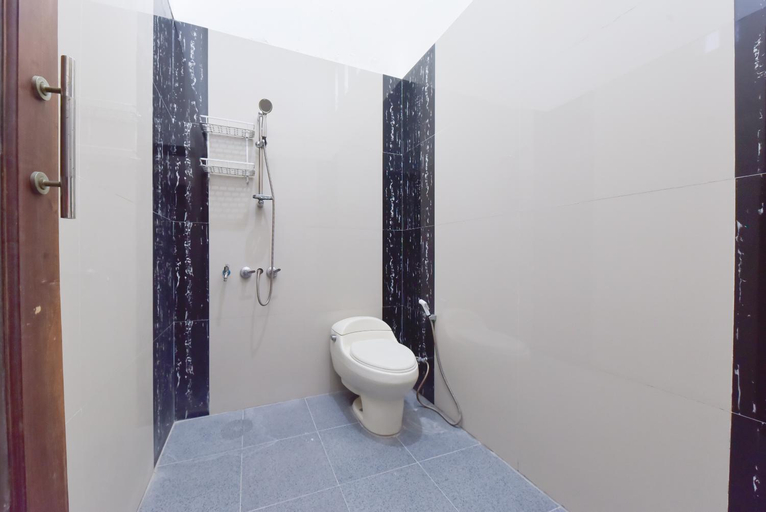 Bathroom 6