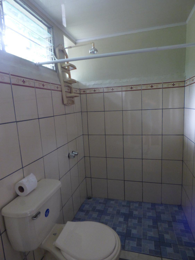 Bathroom 3, Corcovado Beach Lodge, Golfito