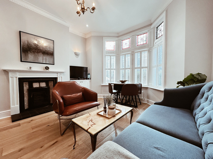Others 5, Pontcanna Sapphire-Cardiff City Centre, Cardiff
