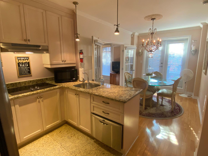 Dining Room 11