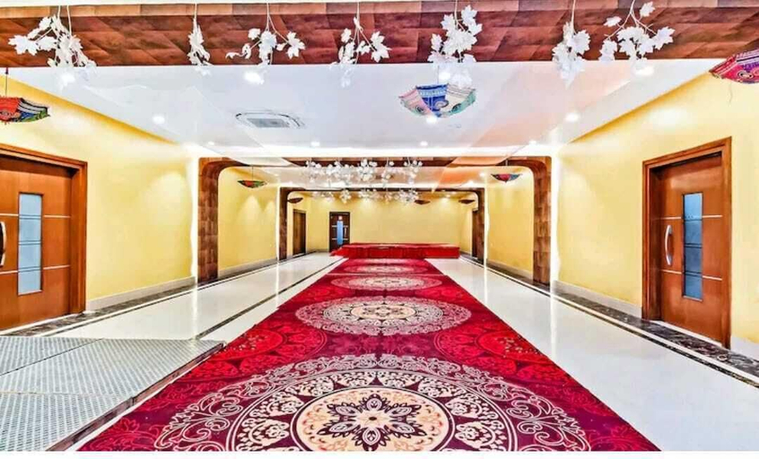 Others 3, Hotel Veridian, Lucknow