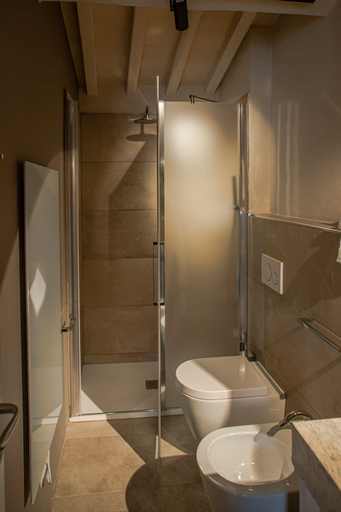 Bathroom 5, Borgo Elissa, Florence