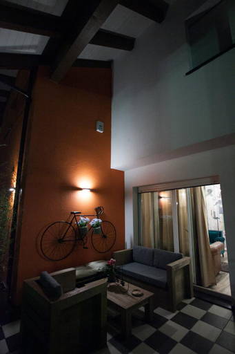 Others 3, B&B Cristiano, Cosenza