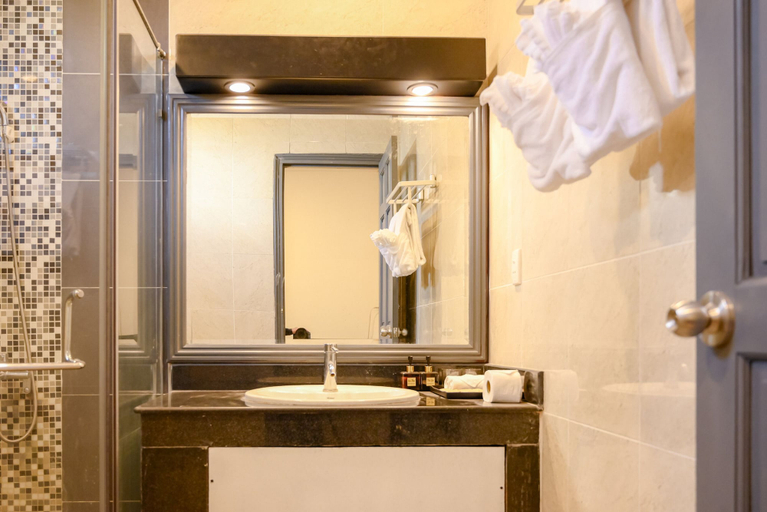 Bathroom 3, La Pair Boutique Resort Phan Thiet, Hàm Thuận Nam