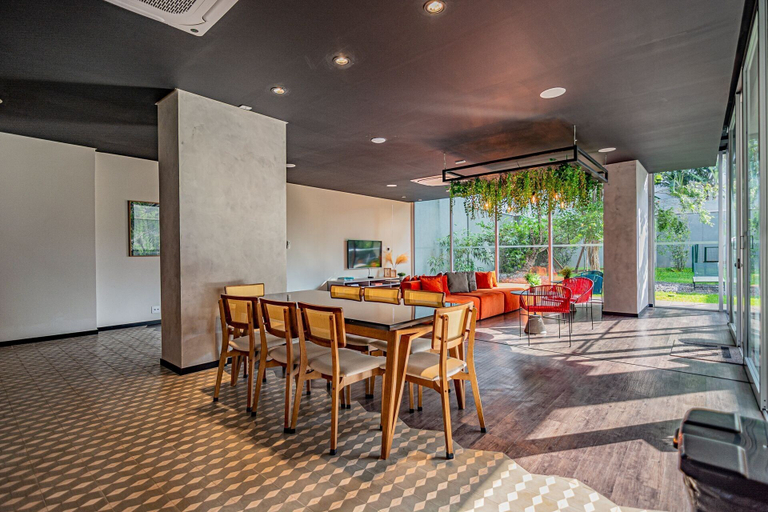 Food & Drinks, Studio completo ao lado do aeroporto, São Paulo