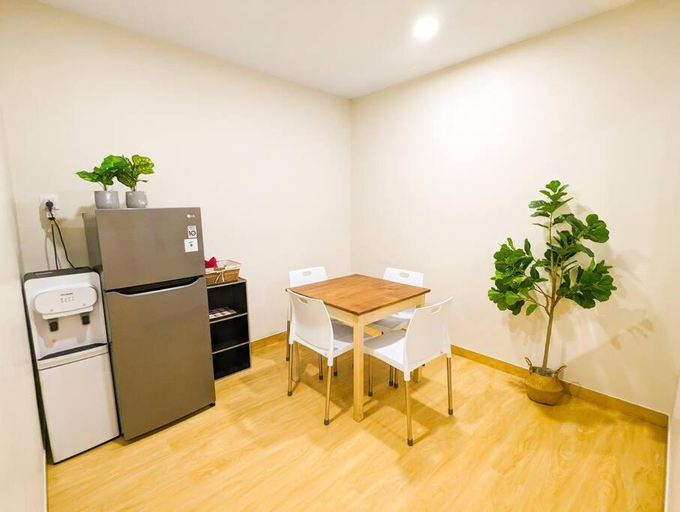 Dining Room 5