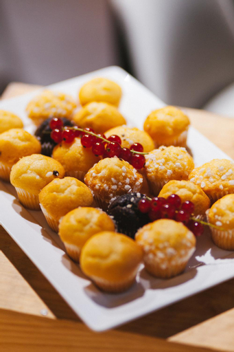 Food & Drinks 7